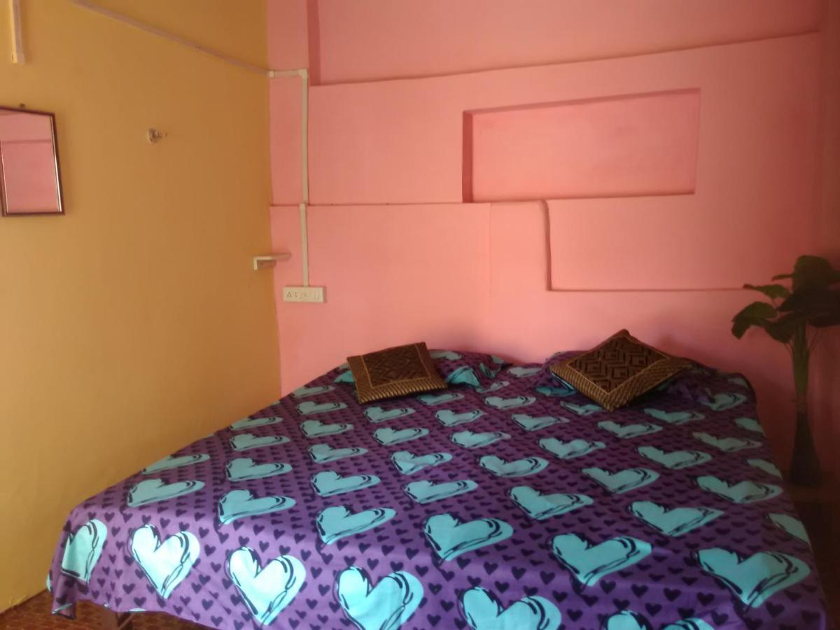 Shiva Lodge Varanasi Exterior photo