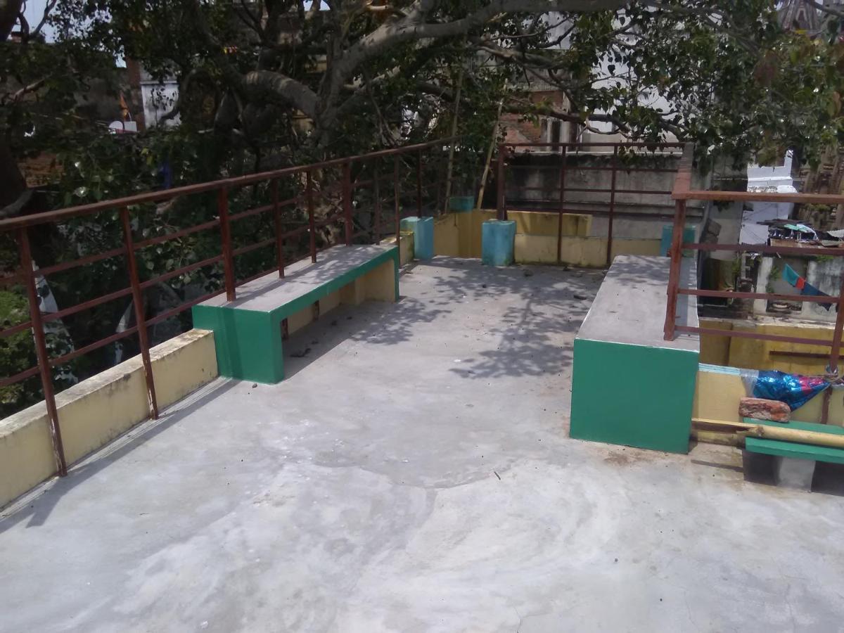 Shiva Lodge Varanasi Exterior photo