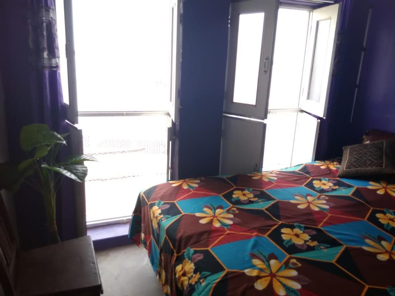 Shiva Lodge Varanasi Room photo